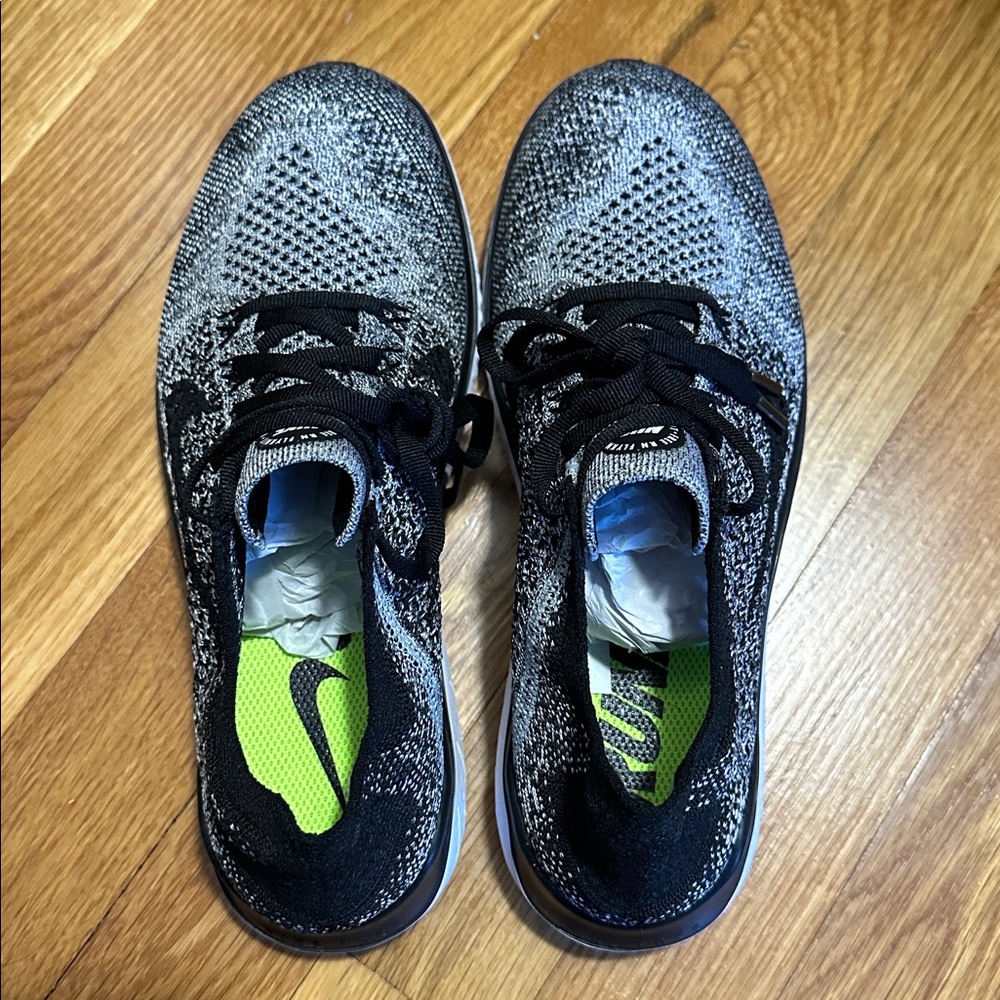 Nike Free Run Flyknit 2018 NWOT - Picture 3 of 6